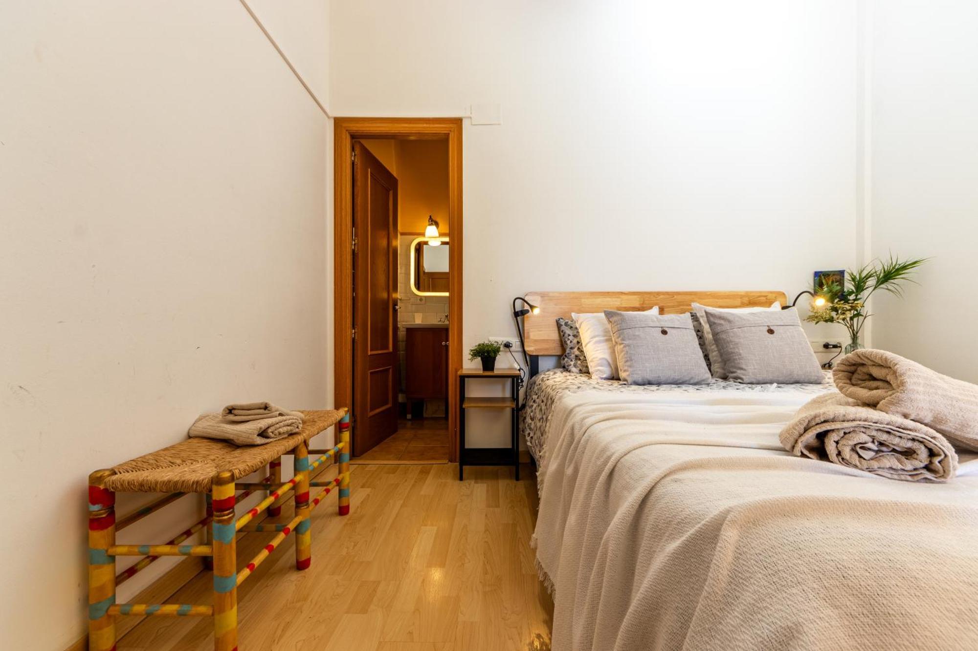 タラゴナGrooovy Duplex Amb Terrassaアパートメント エクステリア 写真