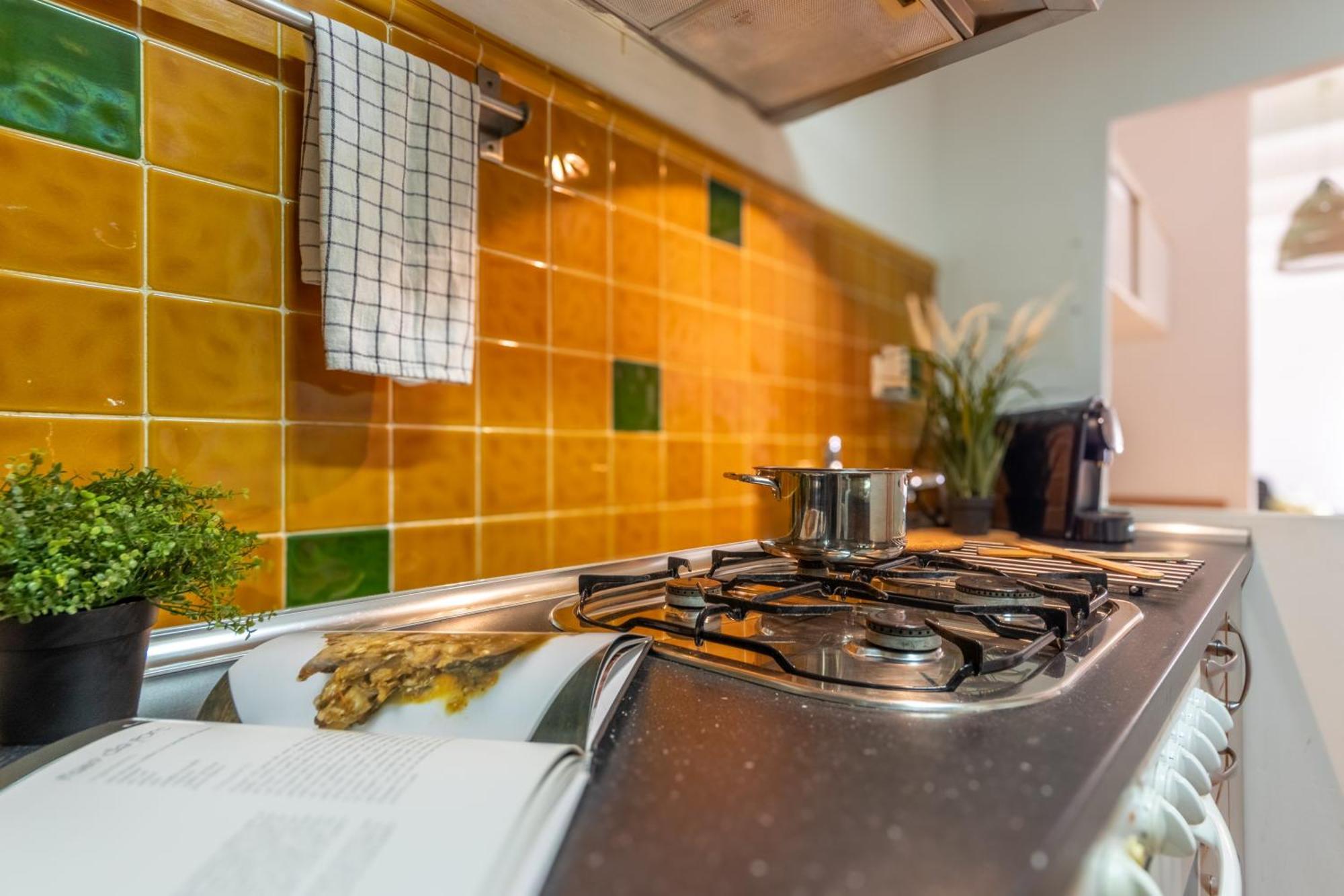 タラゴナGrooovy Duplex Amb Terrassaアパートメント エクステリア 写真